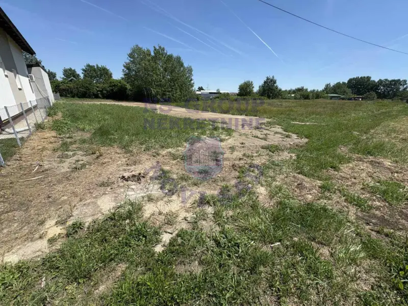 plac na prodaju Veternik 662m2 570132