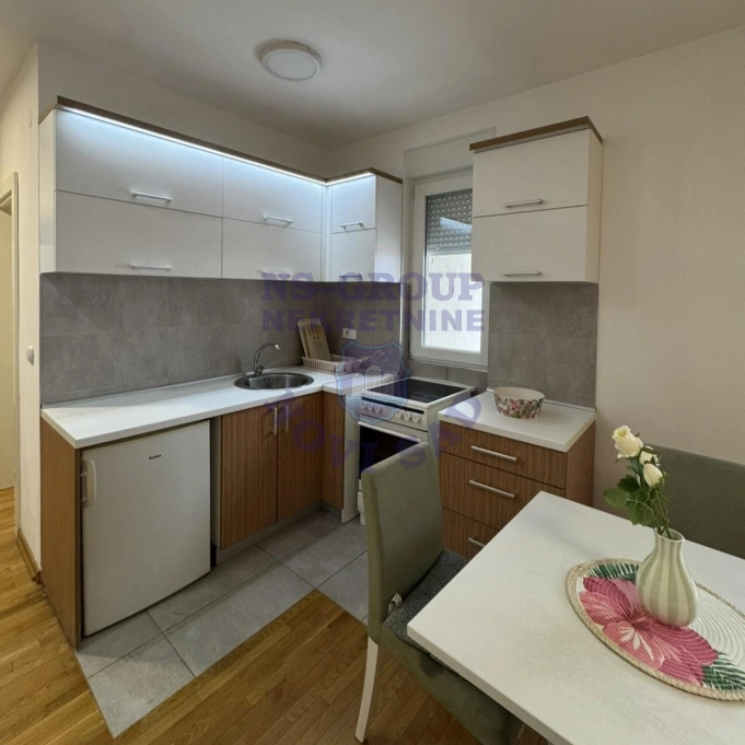 stan za izdavanje Novi Sad 41m2 16424