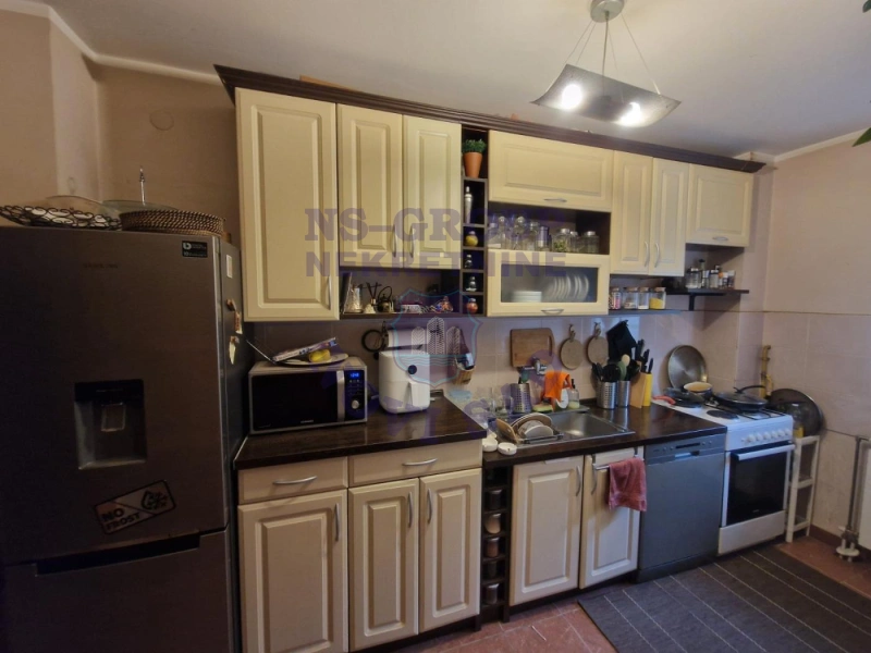 kuca na prodaju Kać 106m2 570590