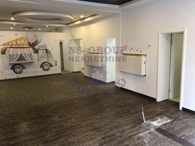 lokal za izdavanje Novi Sad 153m2 16419