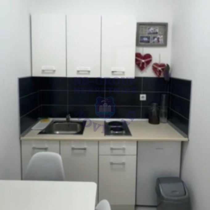 lokal za izdavanje Novi Sad 127m2 16428
