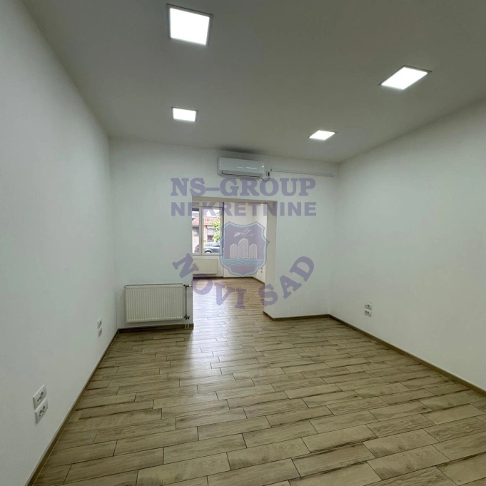 lokal za izdavanje Novi Sad 127m2 16428