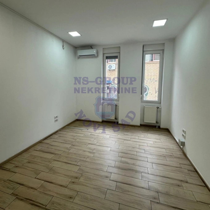 lokal za izdavanje Novi Sad 127m2 16428