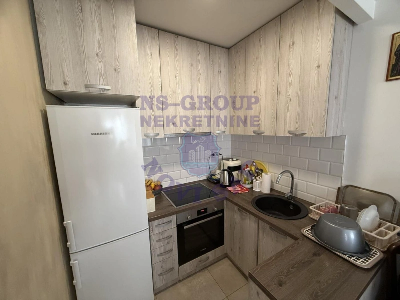 stan na prodaju Novi Sad 55m2 570443