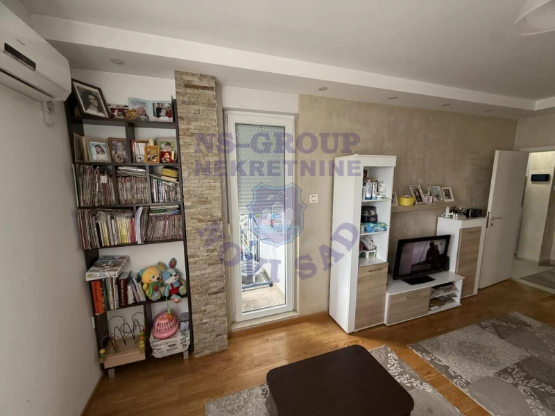 stan na prodaju Novi Sad 55m2 570443