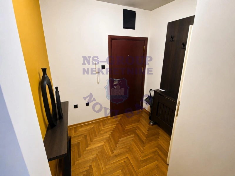 stan na prodaju Novi Sad 60m2 570610