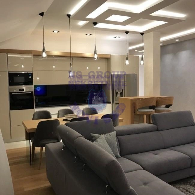 stan na prodaju Novi Sad, 119m2 16434