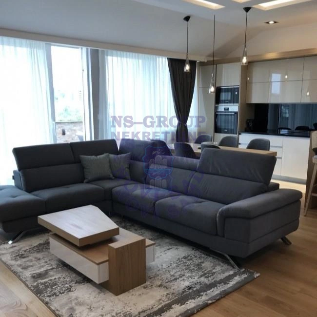 stan za izdavanje Novi Sad 119m2 16434