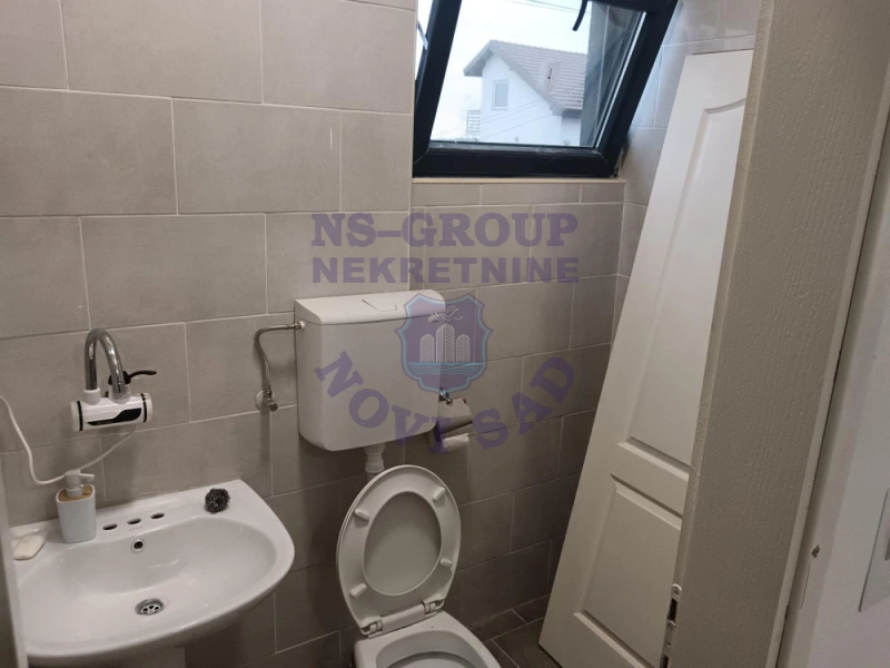 lokal za izdavanje Sremska Kamenica 50m2 16188