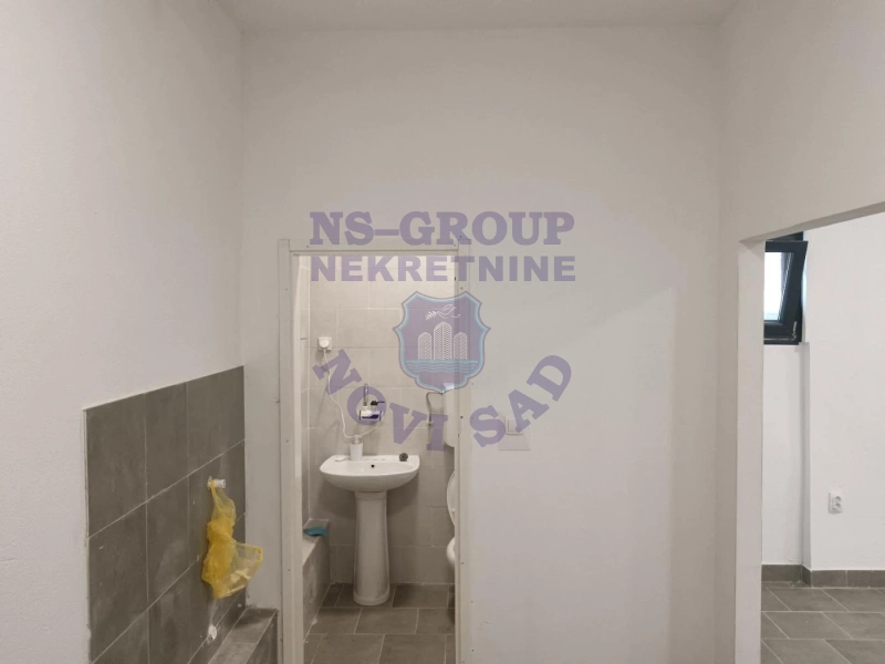 lokal za izdavanje Sremska Kamenica 50m2 16188