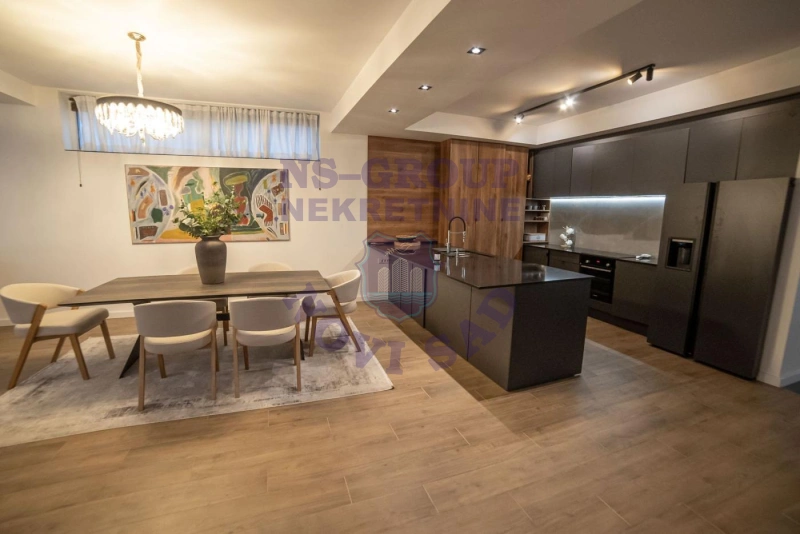 kuca na prodaju Novi Sad 310m2 570616