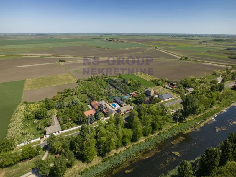 lokal na prodaju Sivac 176m2 570131