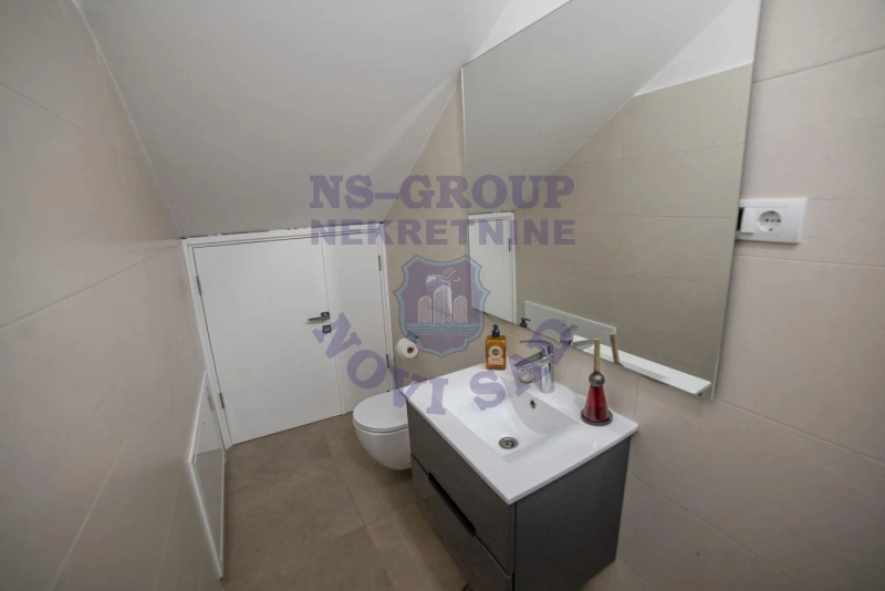 kuca na prodaju Novi Sad 310m2 570616