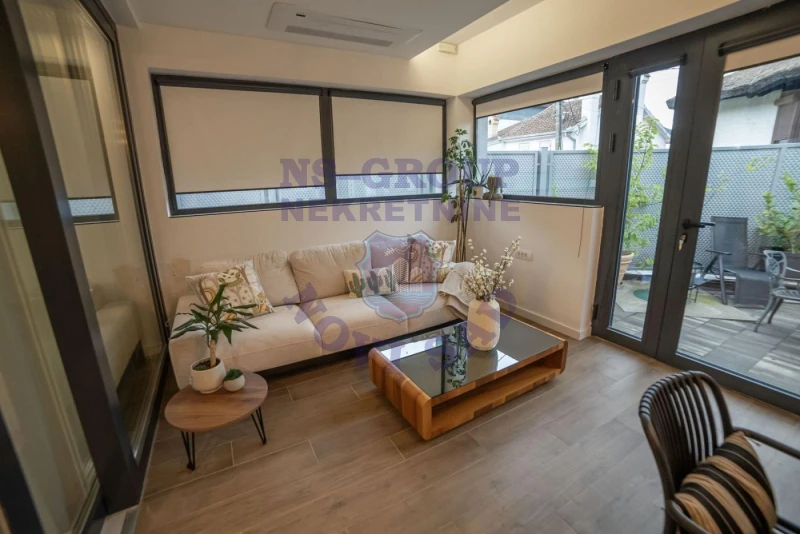 kuca na prodaju Novi Sad 310m2 570616