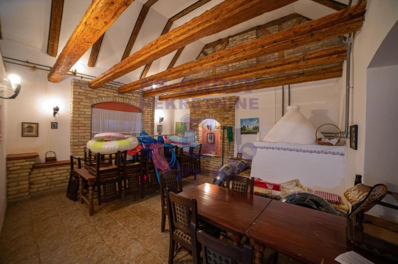 lokal na prodaju Sivac 176m2 570131