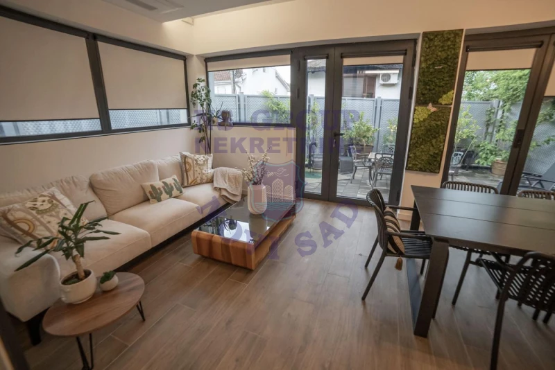 kuca na prodaju Novi Sad 310m2 570616