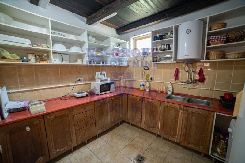 lokal na prodaju Sivac 176m2 570131