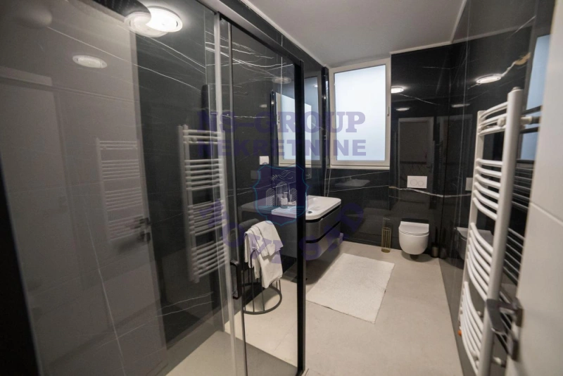 kuca na prodaju Novi Sad 310m2 570616