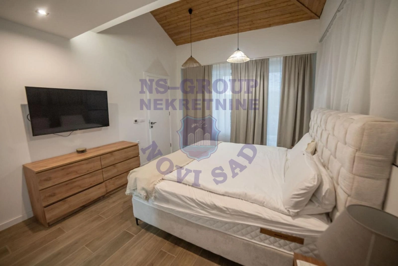 kuca na prodaju Novi Sad 310m2 570616