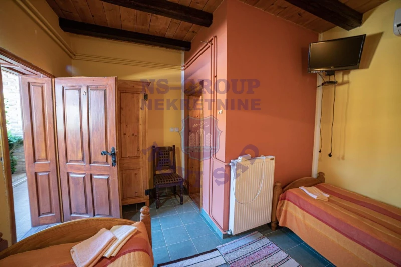 lokal na prodaju Sivac 176m2 570131