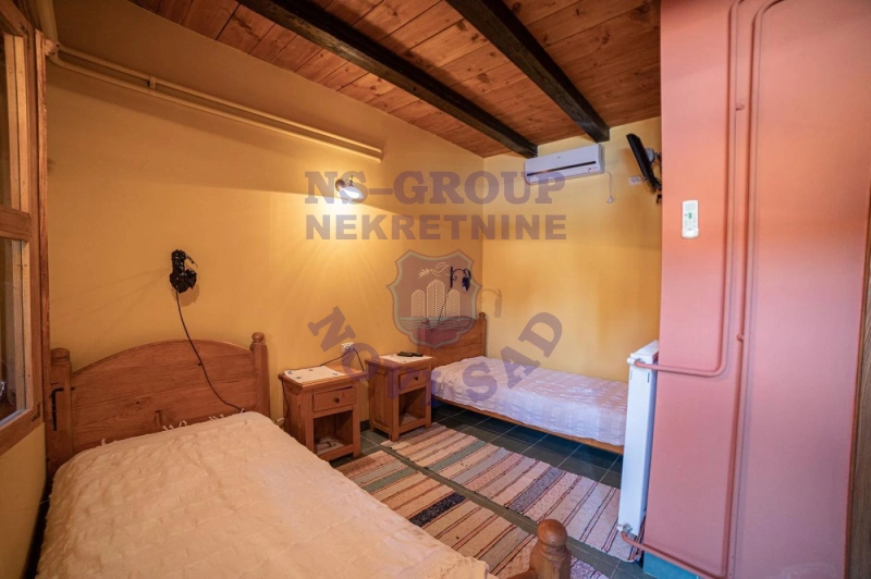 lokal na prodaju Sivac 176m2 570131