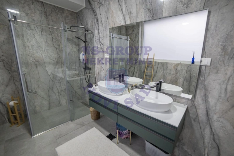 kuca na prodaju Novi Sad 310m2 570616