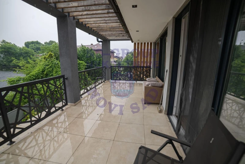 kuca na prodaju Novi Sad 310m2 570616