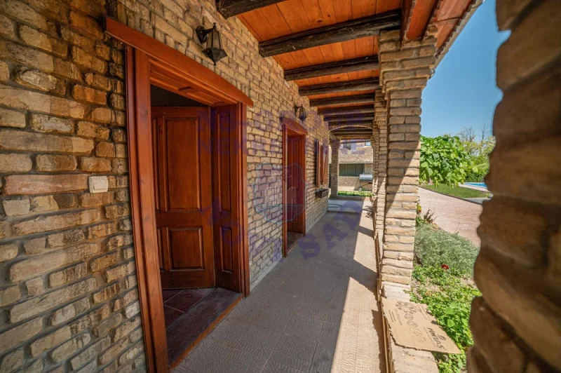 lokal na prodaju Sivac 176m2 570131