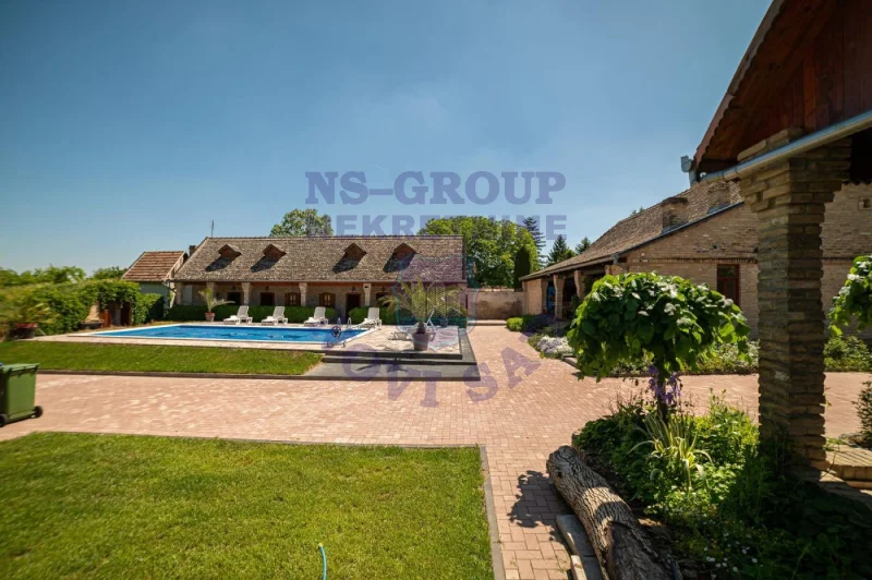 lokal na prodaju Sivac 176m2 570131