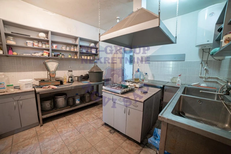 lokal na prodaju Sivac 176m2 570131