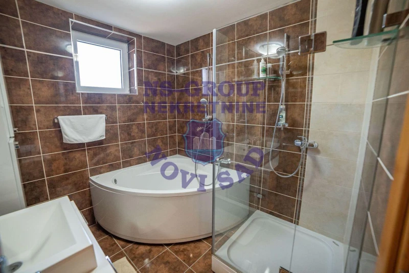 kuca za izdavanje Petrovaradin 324m2 16449