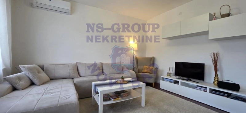 stan na prodaju Novi Sad, 80m2 570756