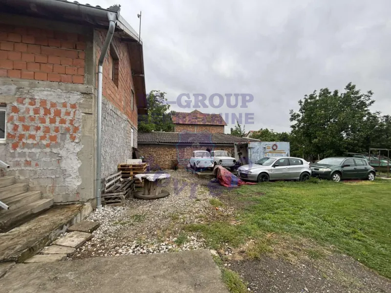 kuca na prodaju Kać 71m2 570762