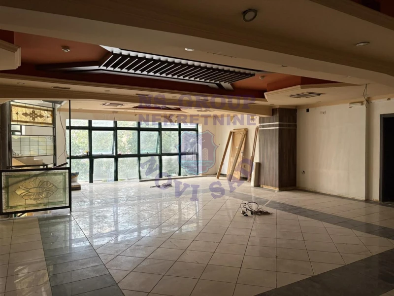 lokal za izdavanje Novi Sad 522m2 13117