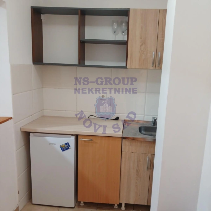 stan za izdavanje Novi Sad 24m2 16456