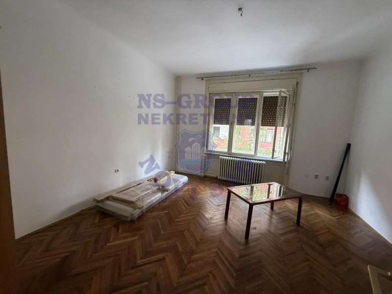 stan na prodaju Novi Sad, 72m2 570836