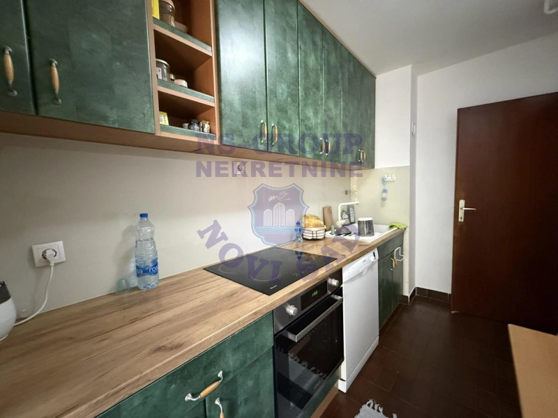 stan na prodaju Novi Sad 83m2 570695