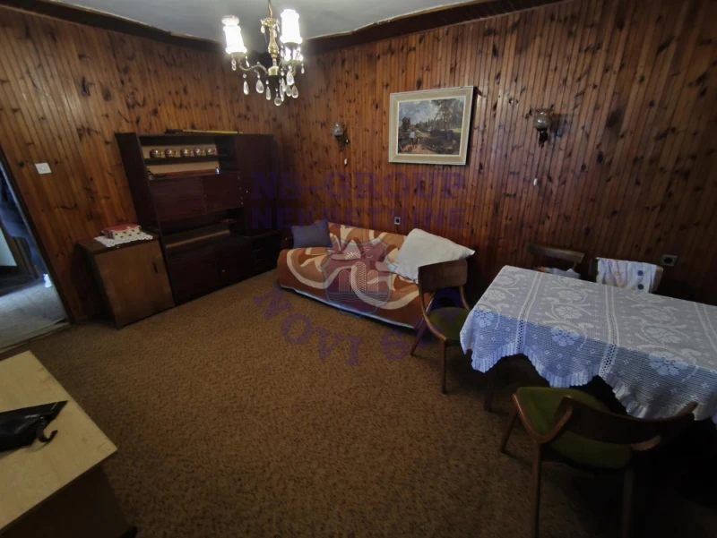 kuca na prodaju Bački Jarak 136m2 570789
