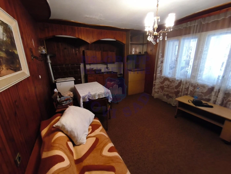 kuca na prodaju Bački Jarak 136m2 570789