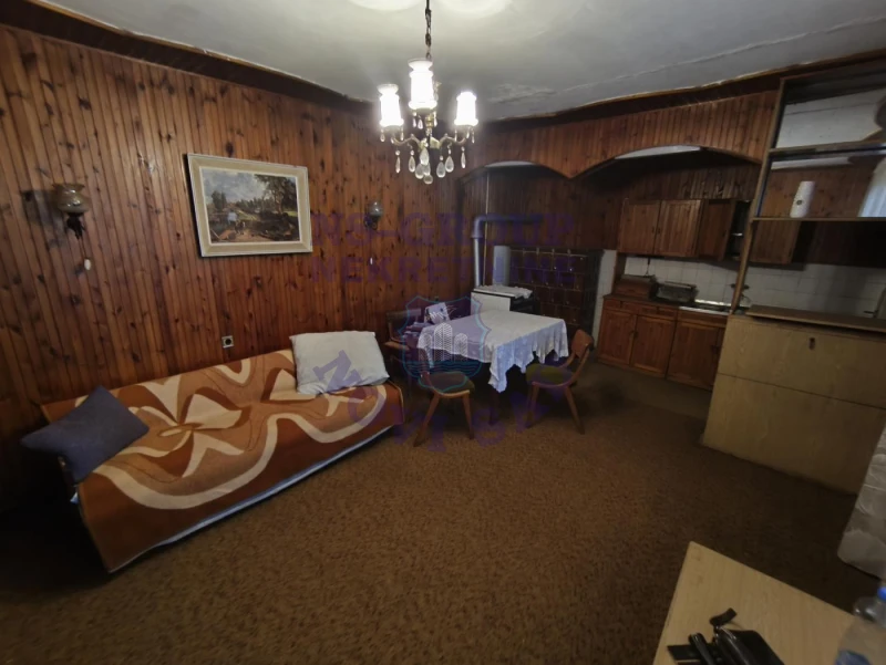 kuca na prodaju Bački Jarak, 136m2 570789