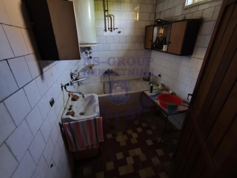kuca na prodaju Bački Jarak 136m2 570789