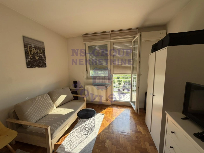 stan na prodaju Novi Sad, 25m2 570953