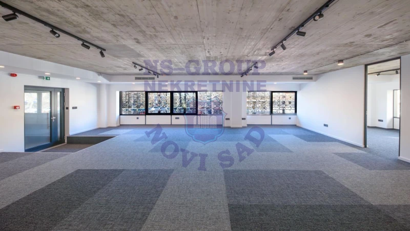 lokal za izdavanje Novi Sad 279m2 16429