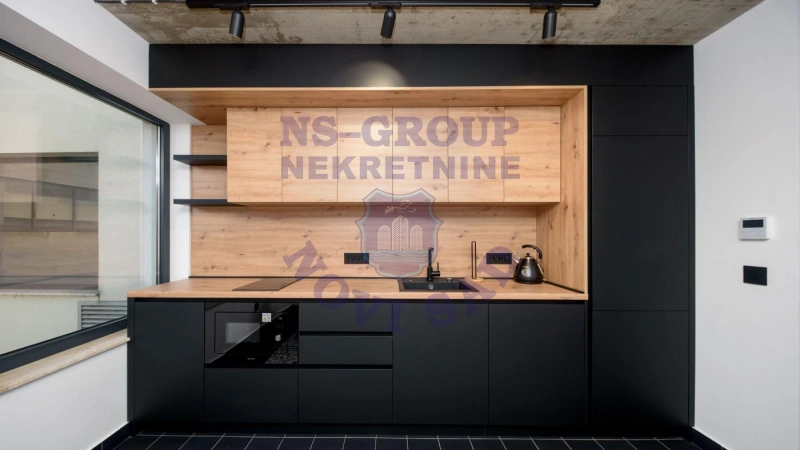 lokal za izdavanje Novi Sad 279m2 16429