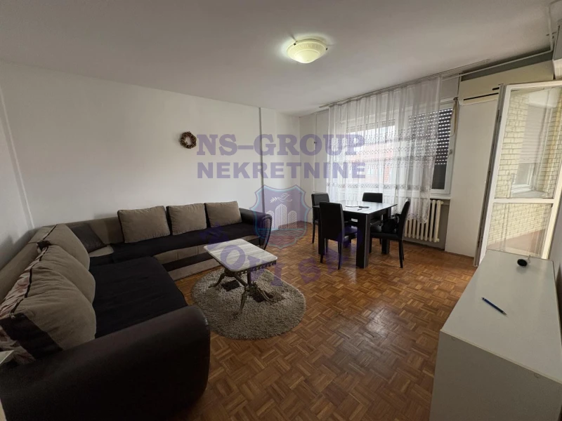stan na prodaju Novi Sad, 45m2 570730