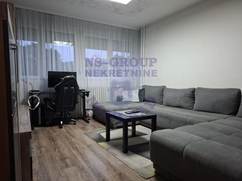 stan na prodaju Novi Sad, 63m2 570869