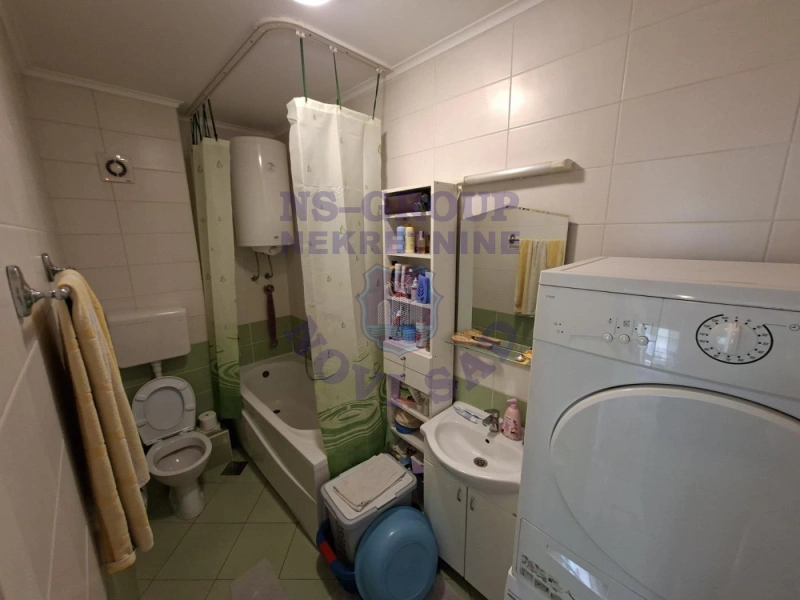 stan na prodaju Novi Sad 64m2 570867