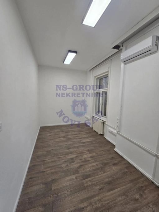 lokal za izdavanje Novi Sad 72m2 16361