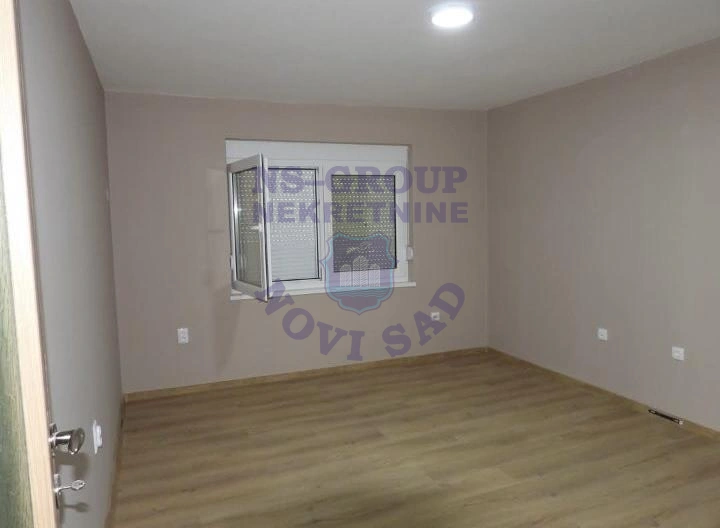kuca na prodaju Vrdnik, 55m2 570934