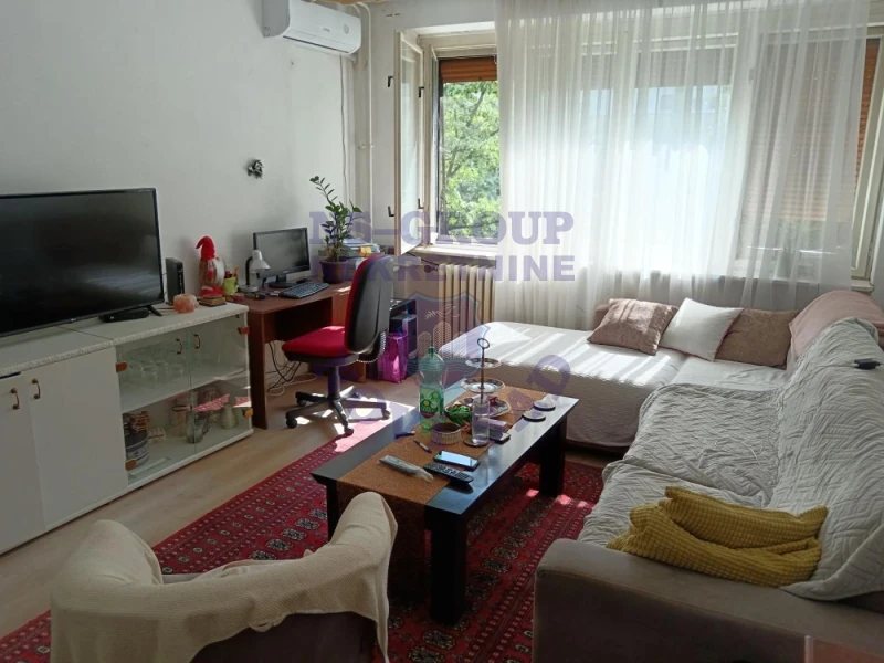 stan na prodaju Novi Sad, 53m2 571037